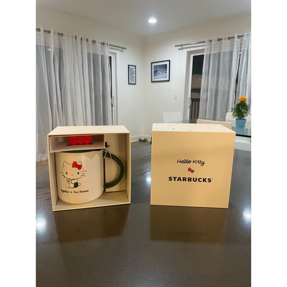 Starbucks × Hello Kitty Together in Fun Forever 16oz Ceramic Mug with Bow Lid - Picture 5 of 9